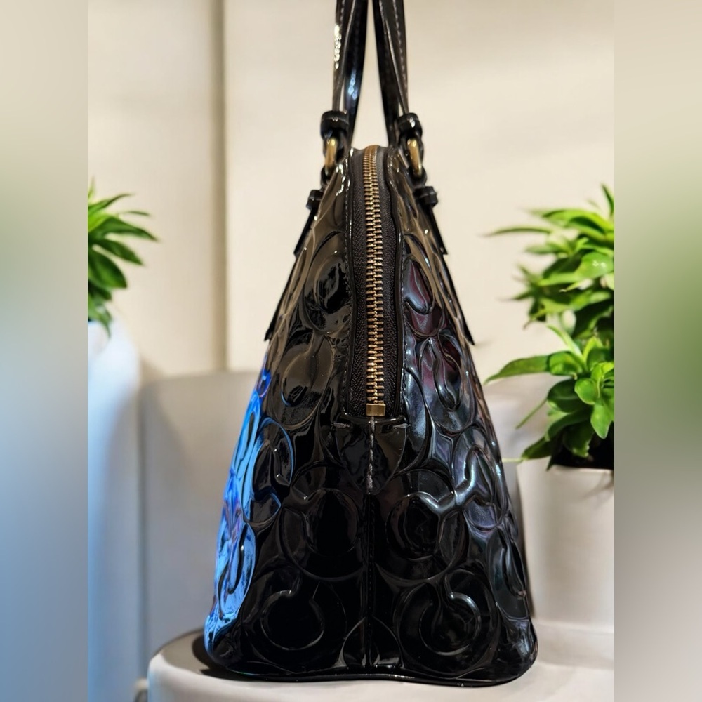 Coach Op Art Embossed Peyton Dome Patent Leather Satchel Tote F25705 EUC - Picture 11 of 13